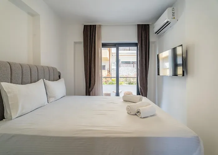 Sithoniars Wave & Wind Luxury With Infinity Sea View 新马尔马拉斯