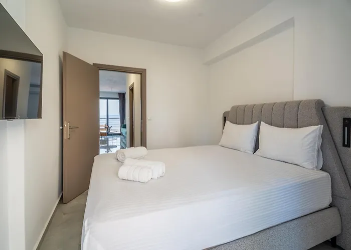 Sithoniars Wave & Wind Luxury With Infinity Sea View