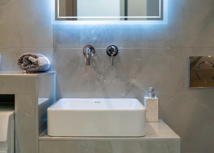 Sithoniars Wave & Wind Luxury With Infinity Sea View 公寓